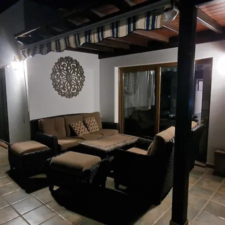 Vino Villa Playa Blanca (Lanzarote)